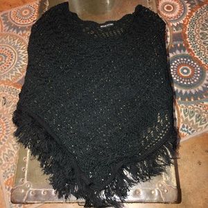 AMERICAN ATTITUDES black crochet poncho